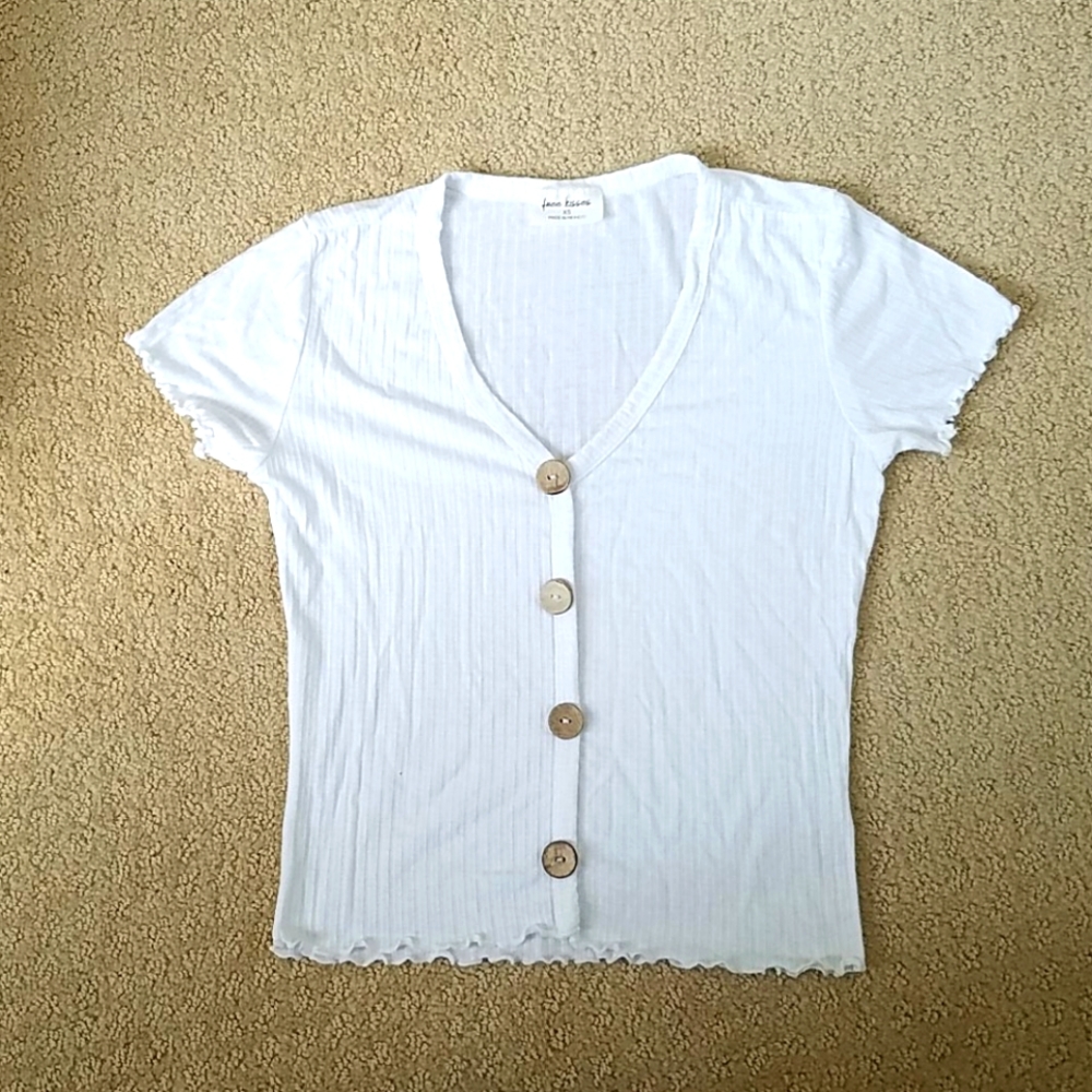 White crop top